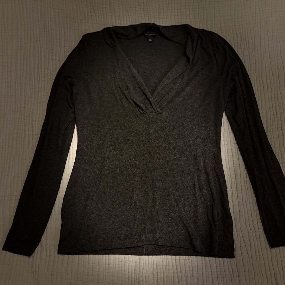 Banana Republic Deep V-Neck Surplice Long Sleeve Knit Top Charcoal Gray